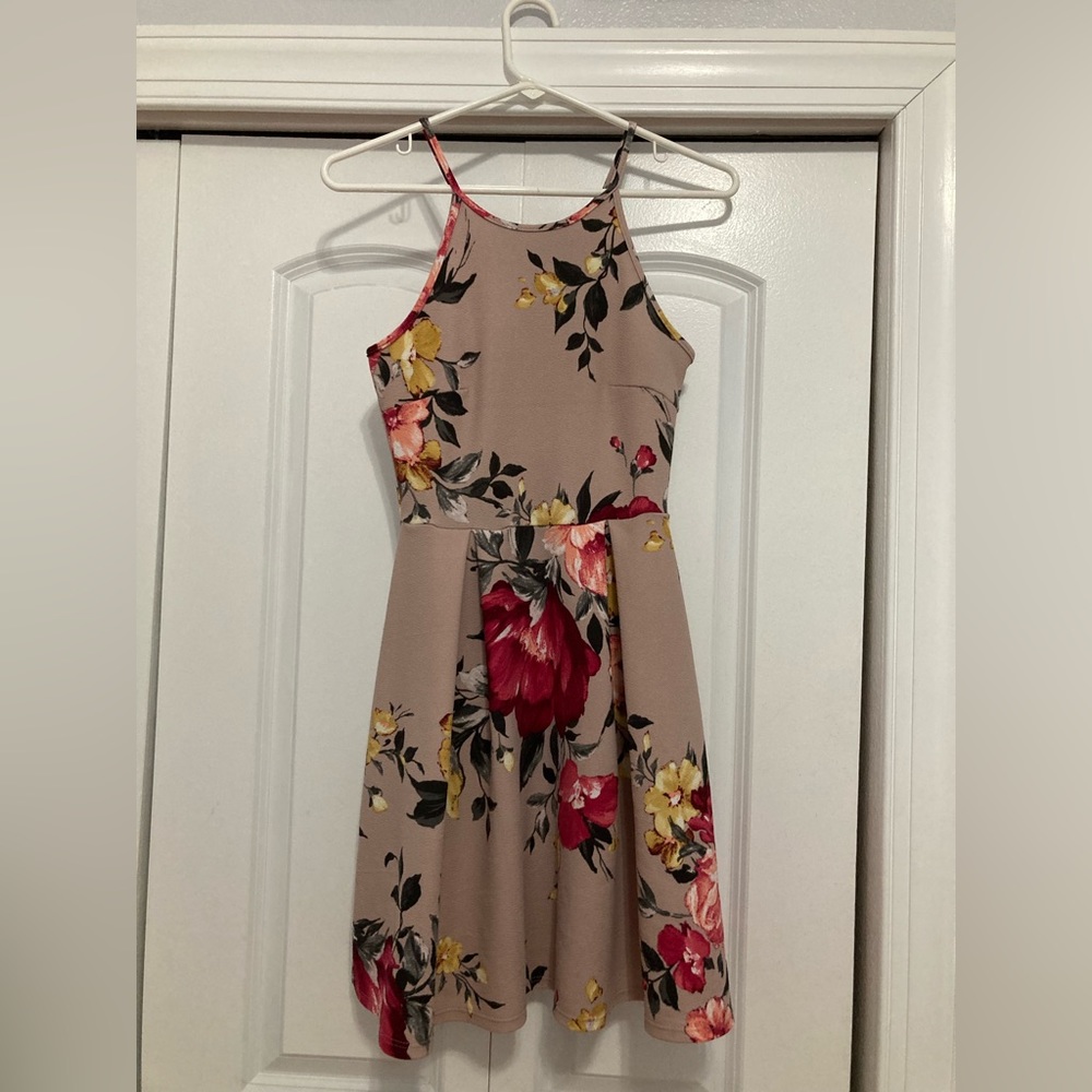 Soprano Floral Dress